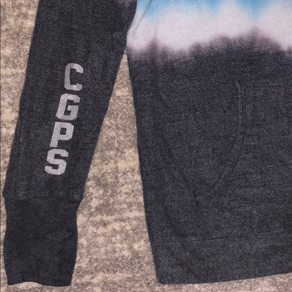 SUPER SOFT SWEATSHIRT WITH SKULL DESIGN ON BACK - Picture 4 of 6